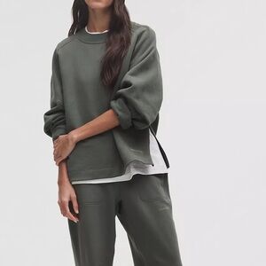 lululemon athletica Palm Deco Oversized Crewneck Sweatshirt